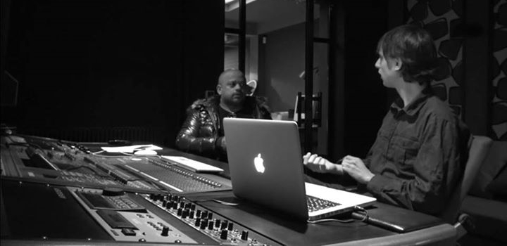Brice Sommen en session de mixage et production musicale au studio